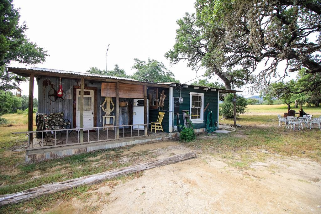 班德拉 Hunters Cabin旅馆 外观 照片
